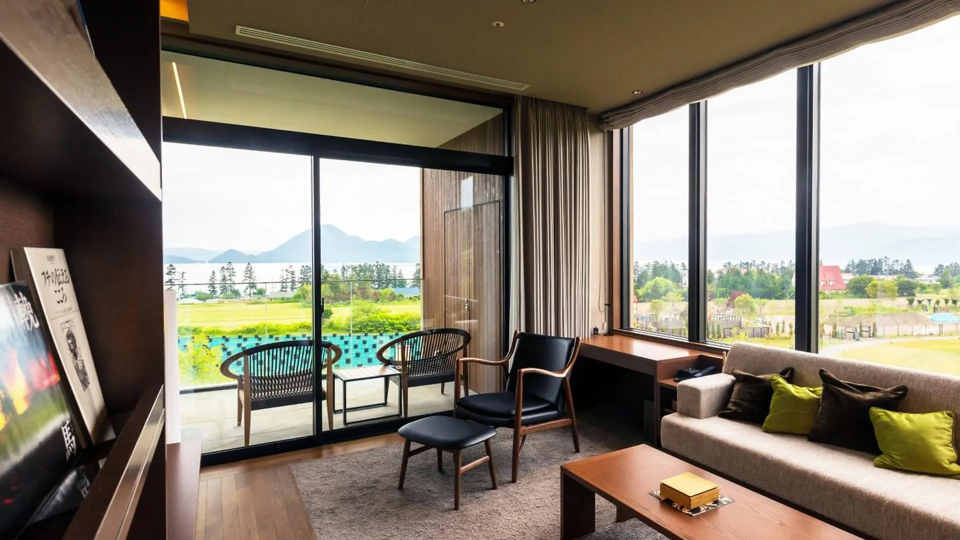 Toyako Lake Toya Tsuruga Resort Hikarinouta 5*,  יפן